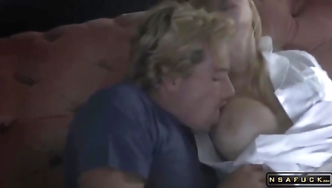 Milf & huge ass layersn predatord